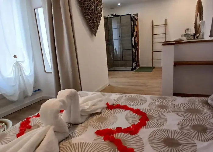 Maison Cosy Entre Et Garrigue 度假居 *